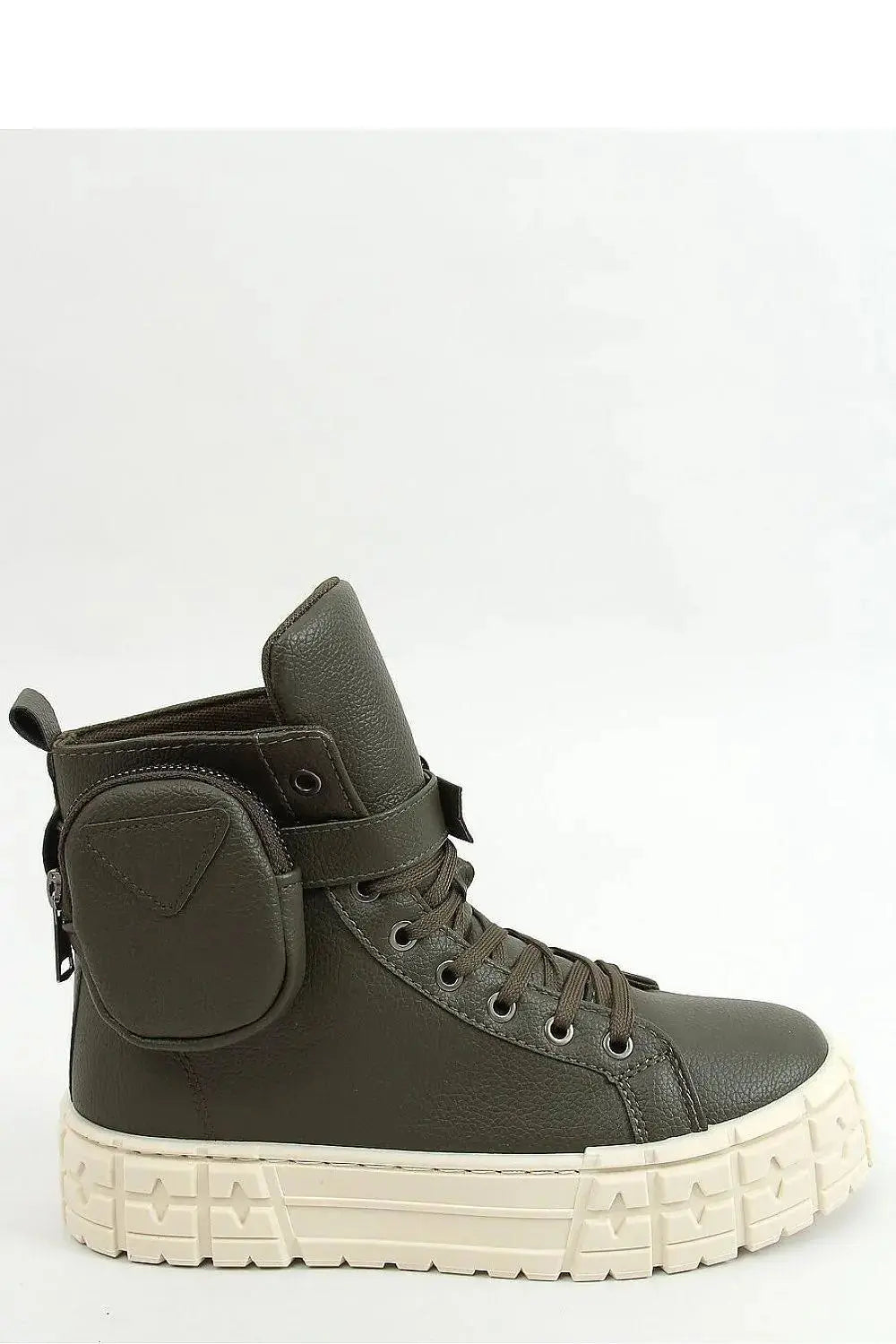Sneakers model 157231 Inello  Adomoo
