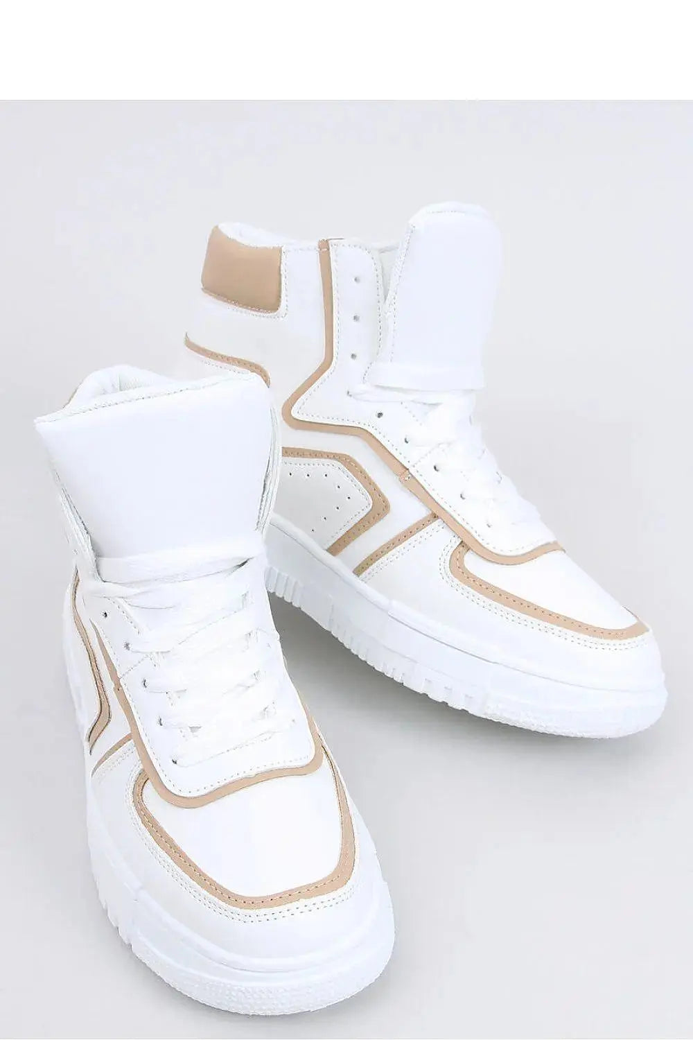 Sneakers model 170615 Inello  Adomoo