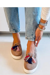 Sneakers model 170659 Inello  Adomoo