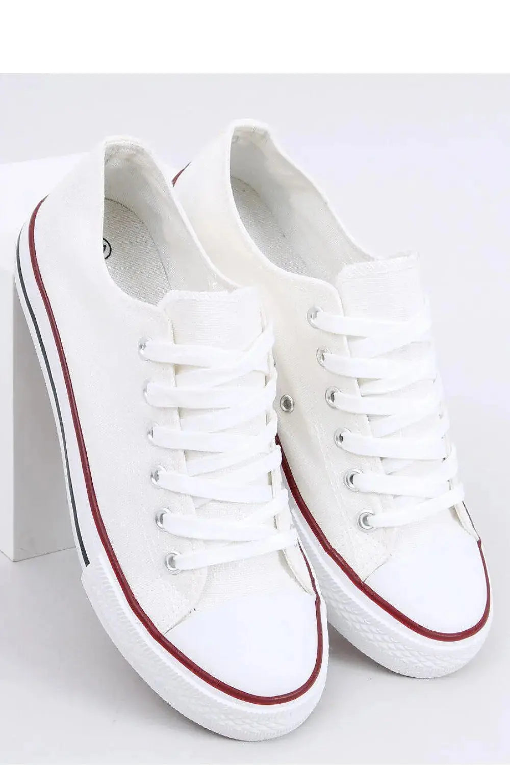 Sneakers model 170663 Inello  Adomoo