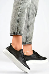 Sneakers model 193736 PRIMO  Adomoo