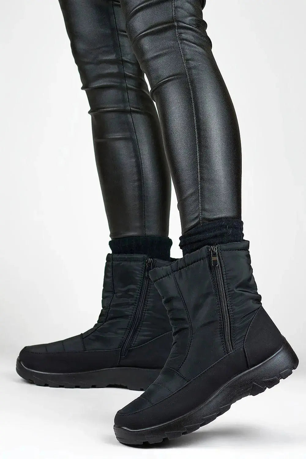 Snow boots model 191312 PRIMO  Adomoo