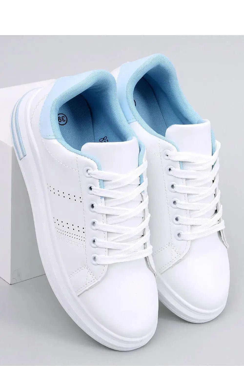 Sport Shoes model 184234 Inello  Adomoo