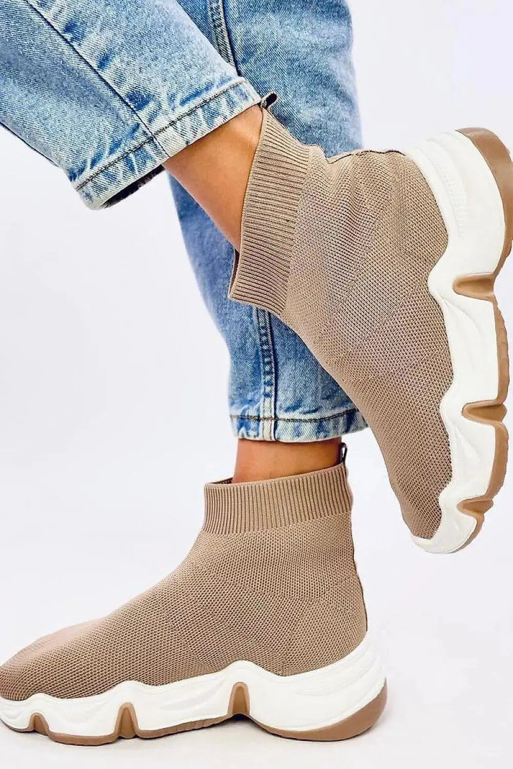 Sport Shoes model 197302 Inello  Adomoo