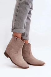 Step in style Women's boots made of natural suede  Adomoo