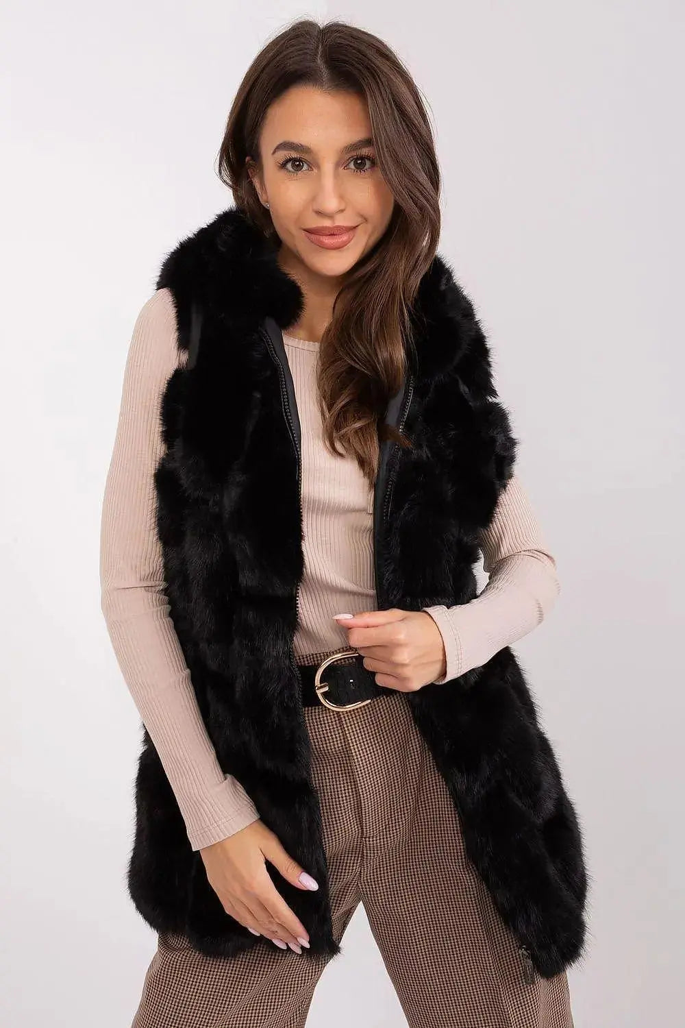 A.T fur polyester vest  Adomoo