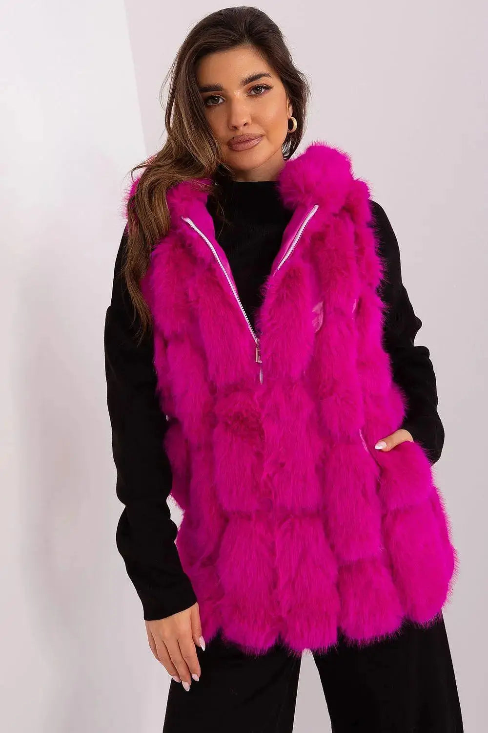 A.T fur polyester vest  Adomoo