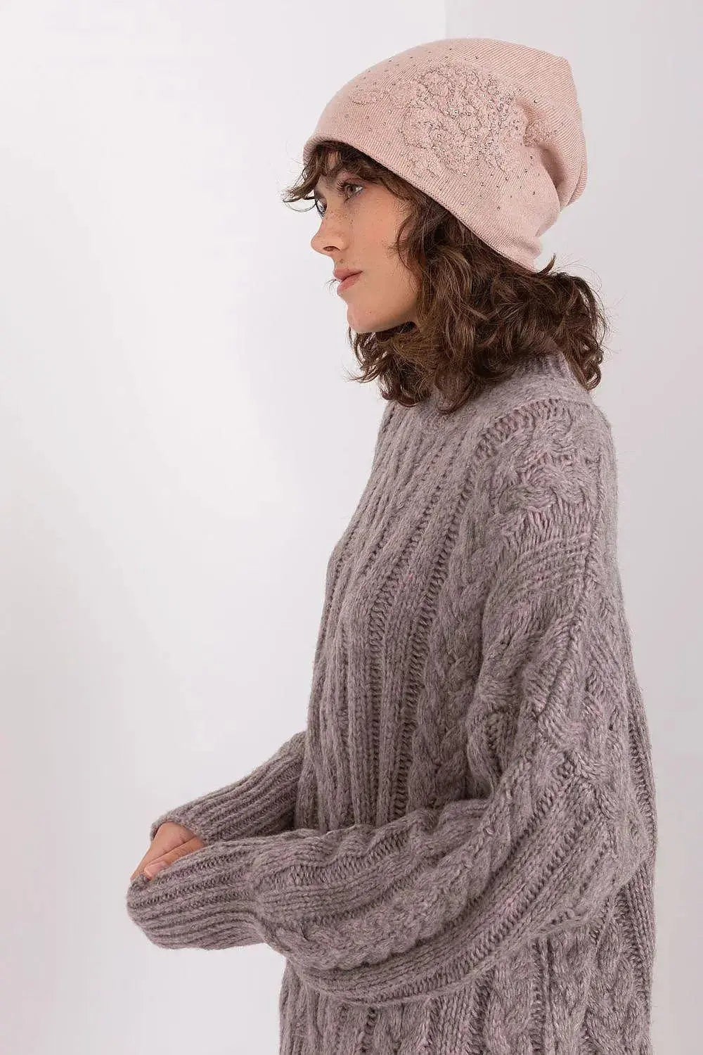 AT Cap model 191109  Adomoo