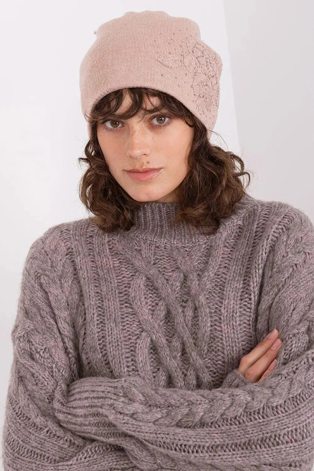 AT Cap model 191109  Adomoo