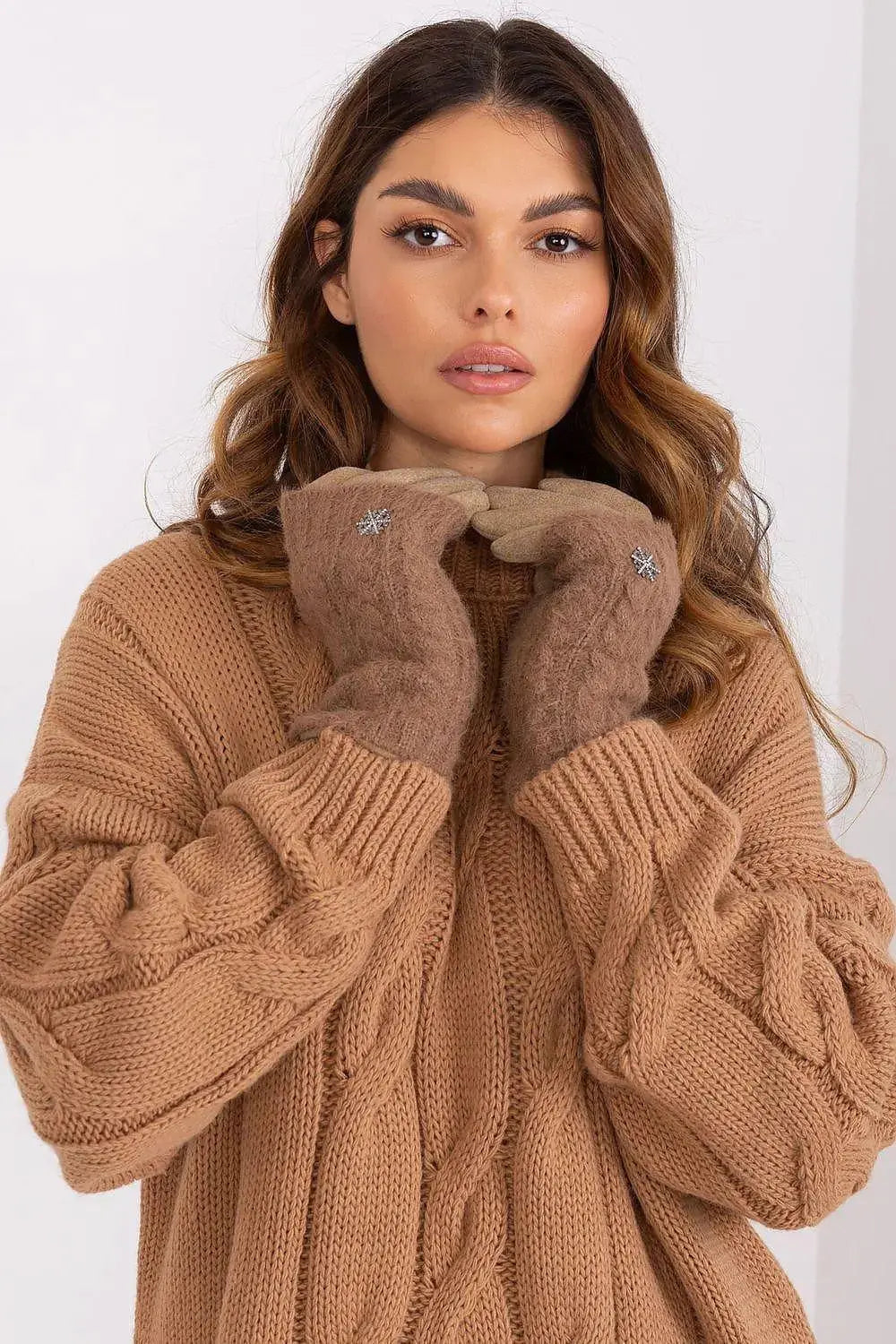 AT Gloves model 190590  Adomoo