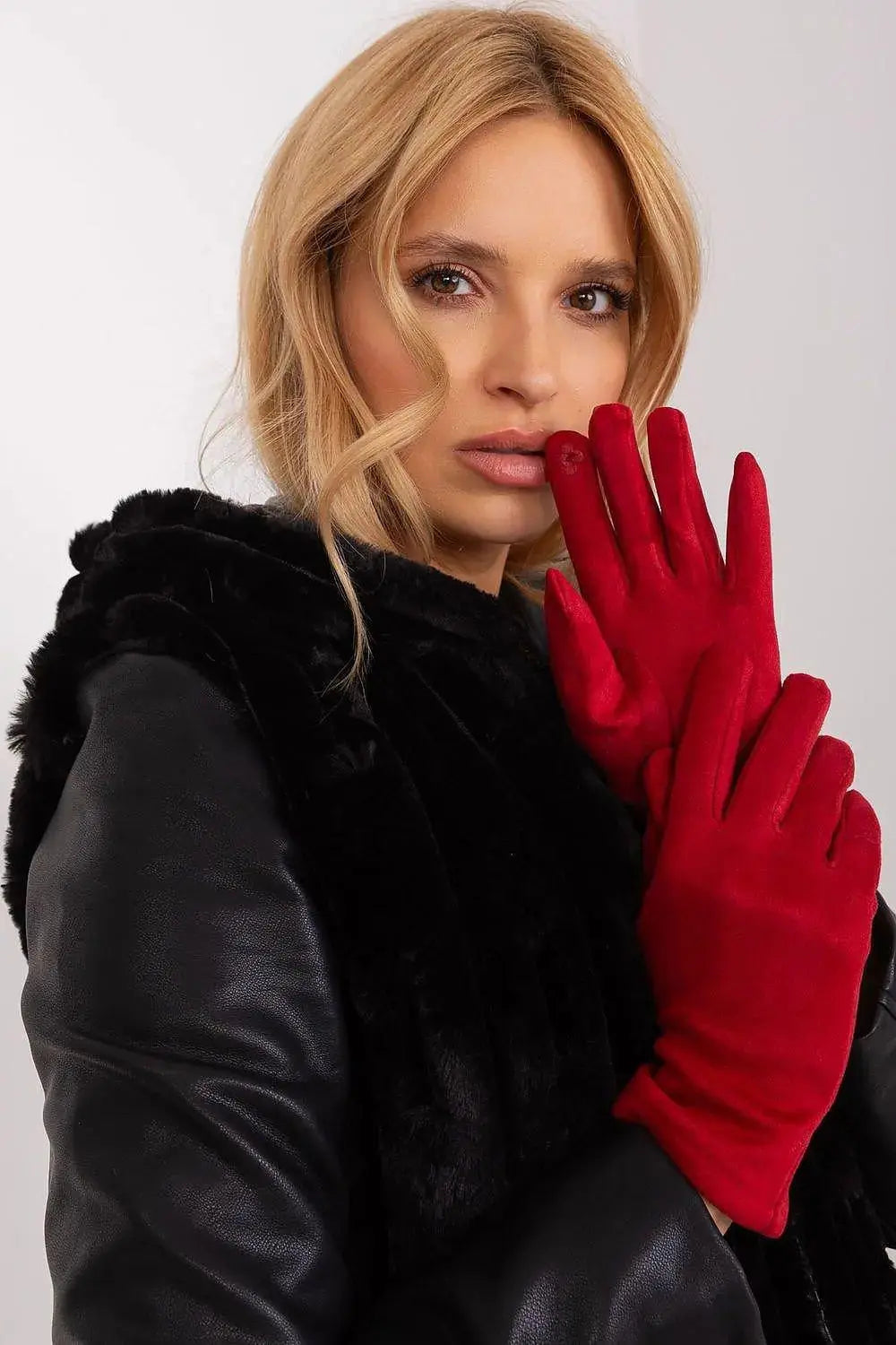 AT Sleek Insulated Gloves with Embroidered Touchscreen Access  Adomoo