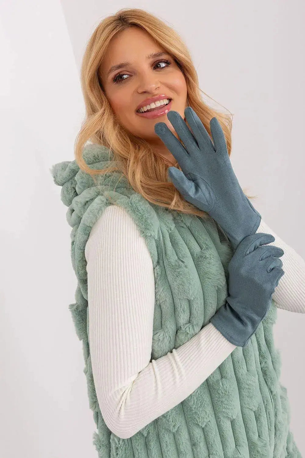 AT Sleek Insulated Gloves with Embroidered Touchscreen Access  Adomoo