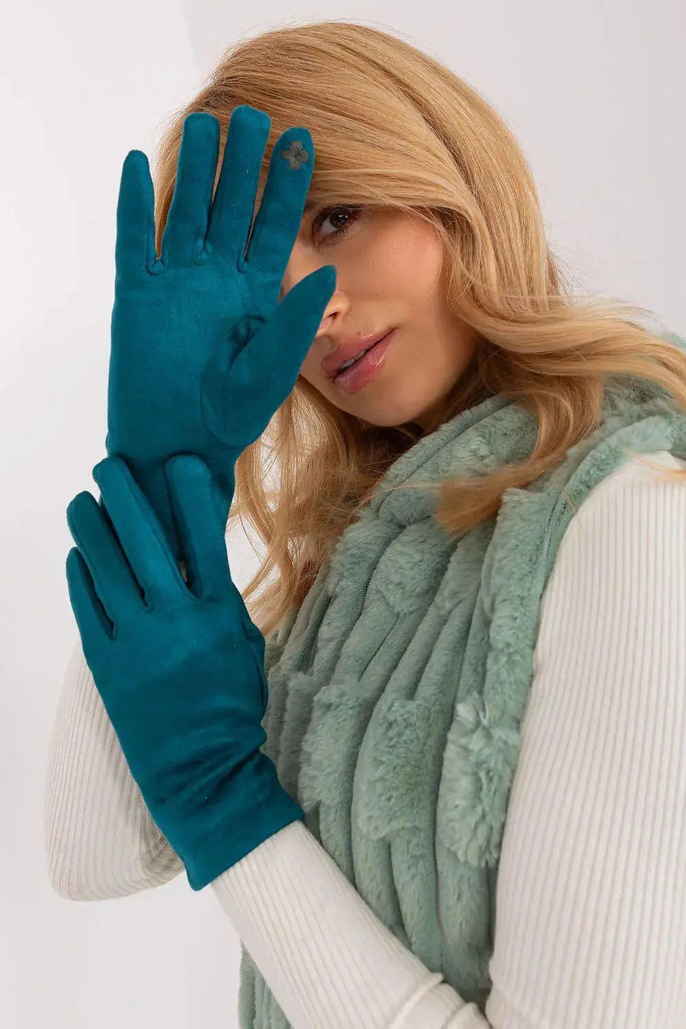 AT Sleek Insulated Gloves with Embroidered Touchscreen Access  Adomoo