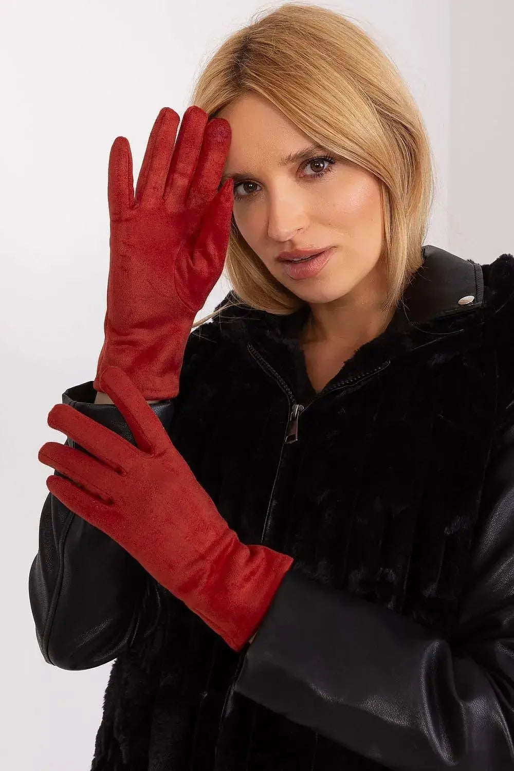 AT Sleek Insulated Gloves with Embroidered Touchscreen Access  Adomoo