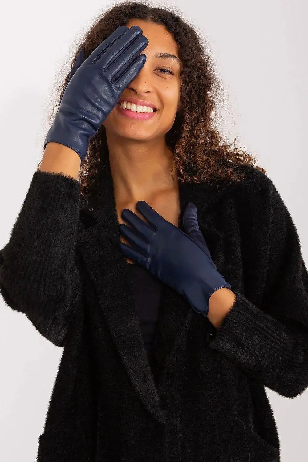 AT Fashionable Women’s Gloves with Phone-Friendly Embroidery  Adomoo