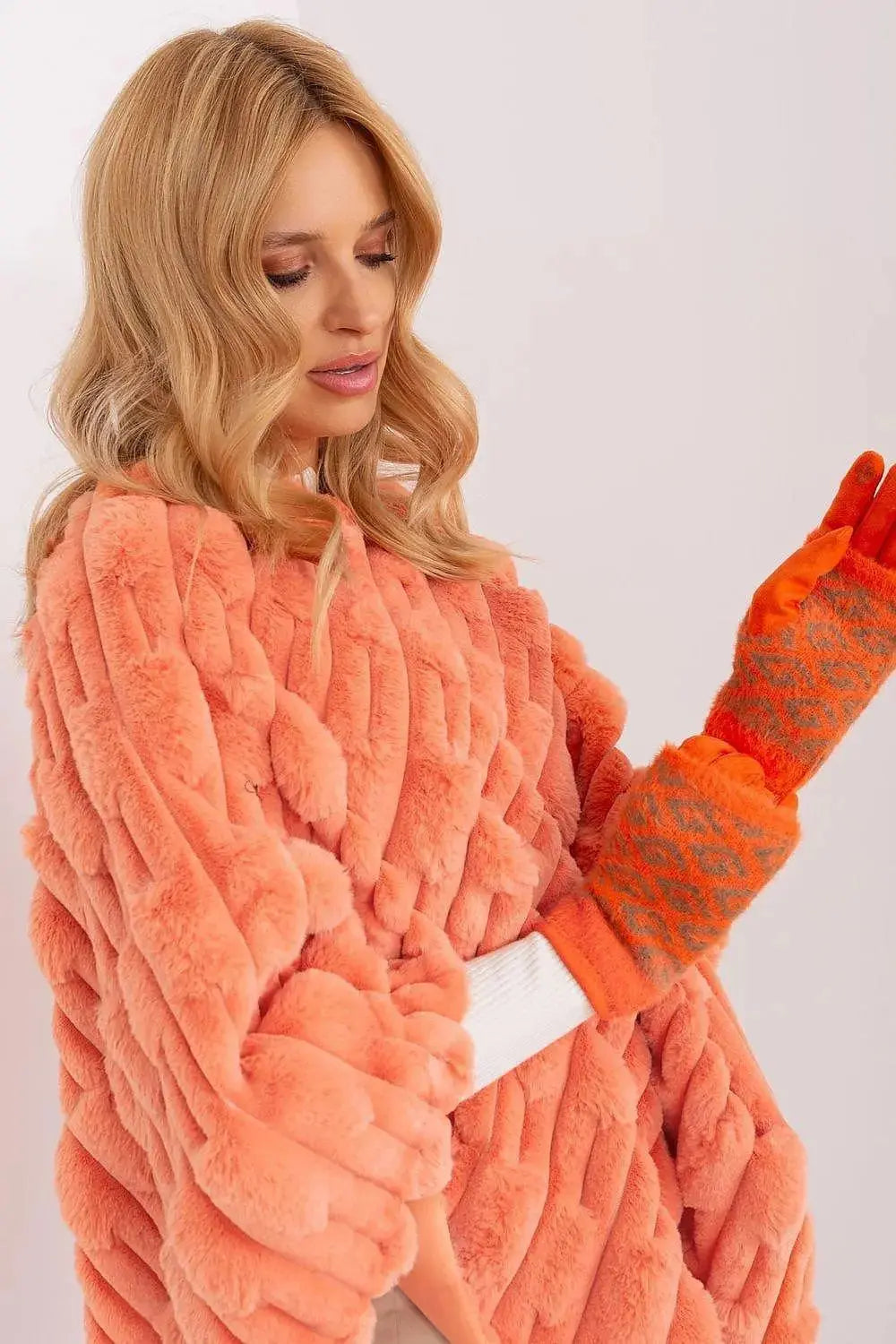 AT Women's Smooth Touchscreen Gloves with Removable Knit Lining  Adomoo