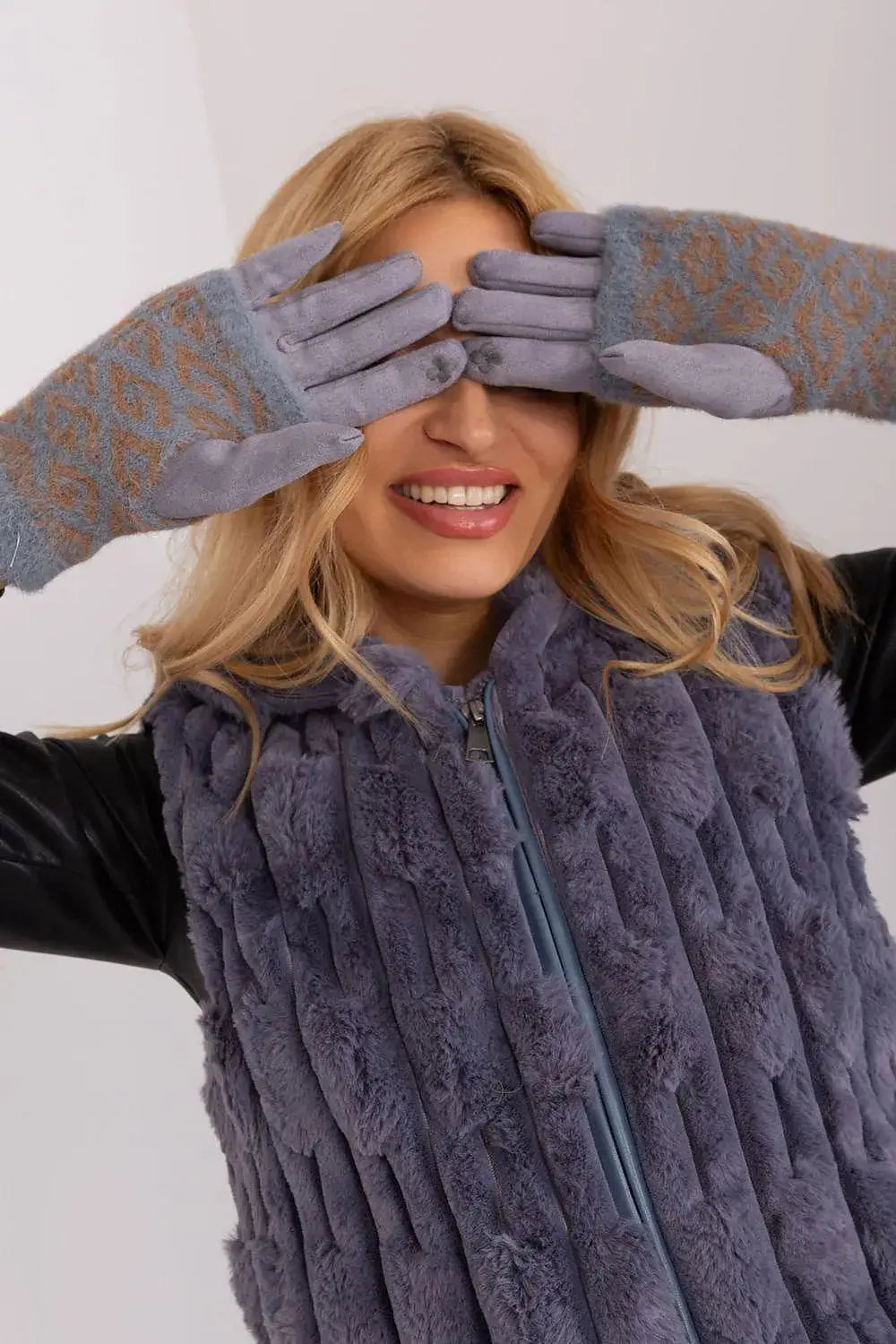 AT Women's Smooth Touchscreen Gloves with Removable Knit Lining  Adomoo