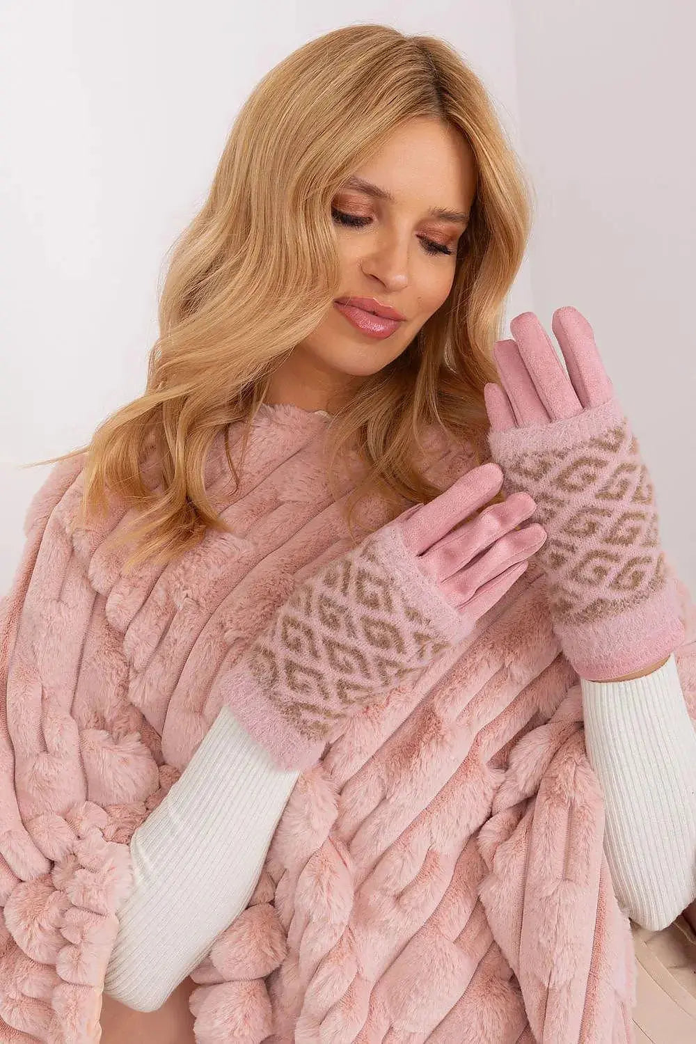 AT Women's Smooth Touchscreen Gloves with Removable Knit Lining  Adomoo