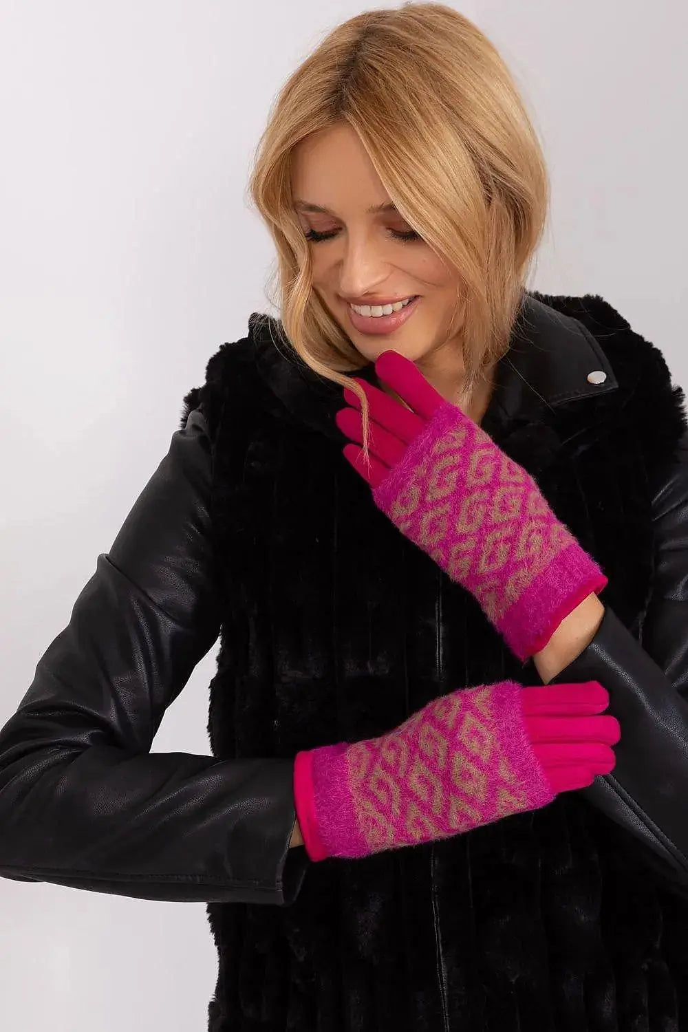 AT Women's Smooth Touchscreen Gloves with Removable Knit Lining  Adomoo