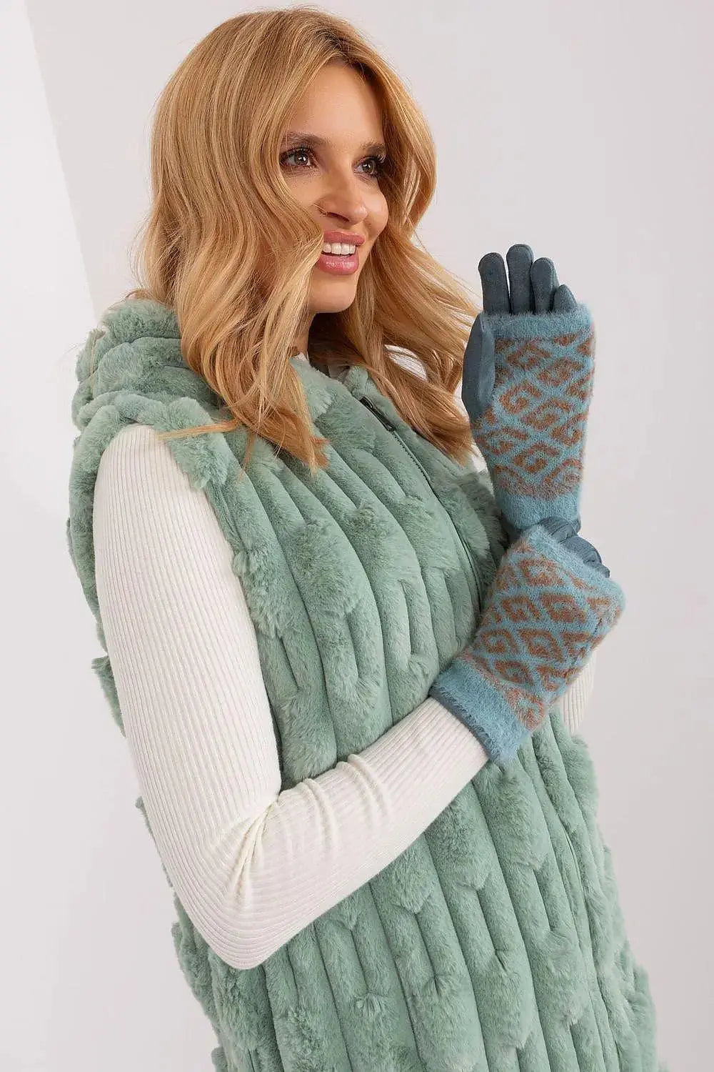 AT Women's Smooth Touchscreen Gloves with Removable Knit Lining  Adomoo