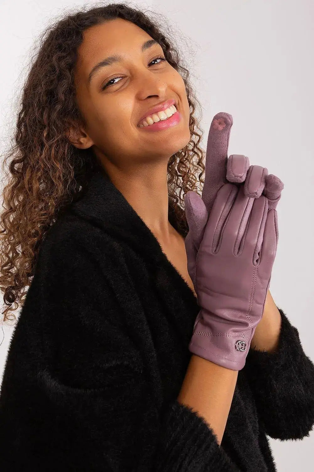 AT Gloves Model 191103 – Elegant Women's Insulated Touchscreen Gloves  Adomoo