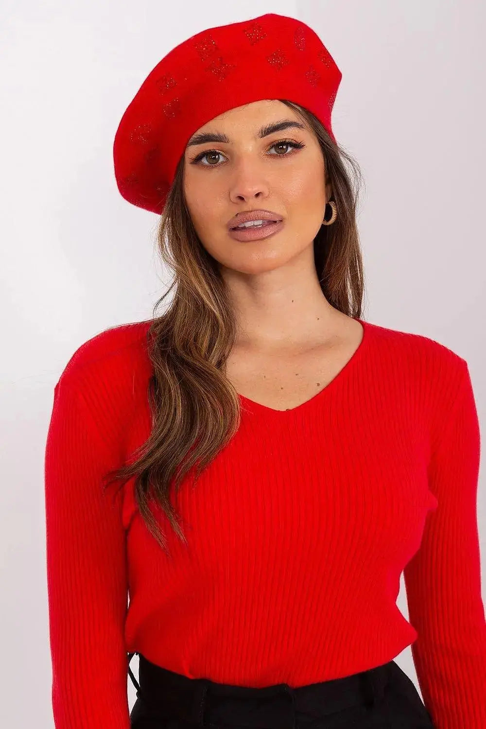 AT Knitted beret with interesting rhinestone application.  Adomoo