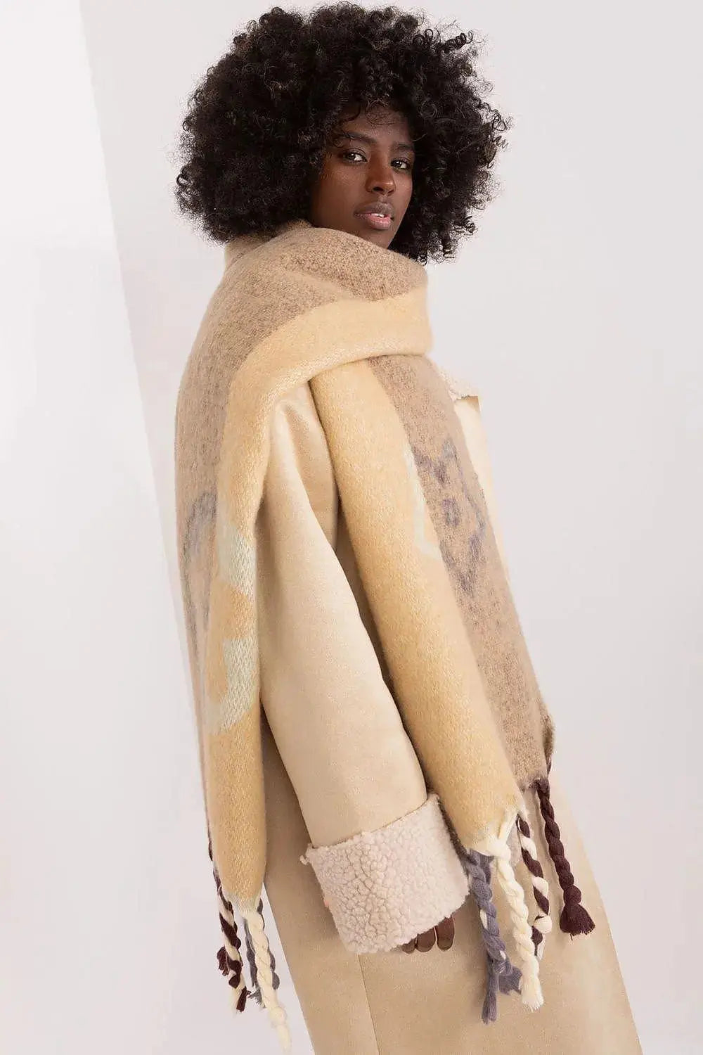 Decorative Stripe Scarf – Soft, Stylish & Cold-Weather Ready  Adomoo