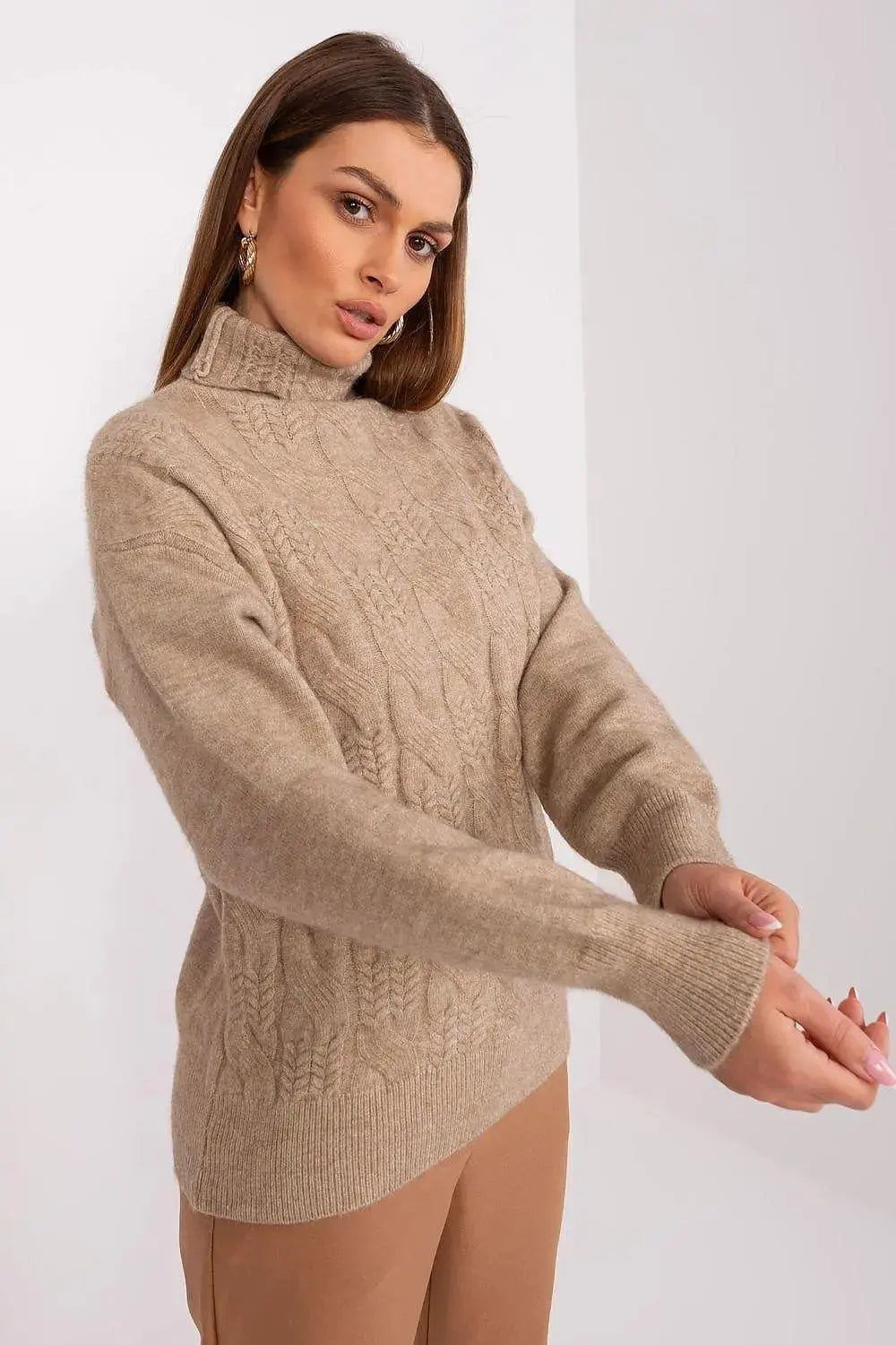AT high-quality acrylic turtleneck sweater  Adomoo