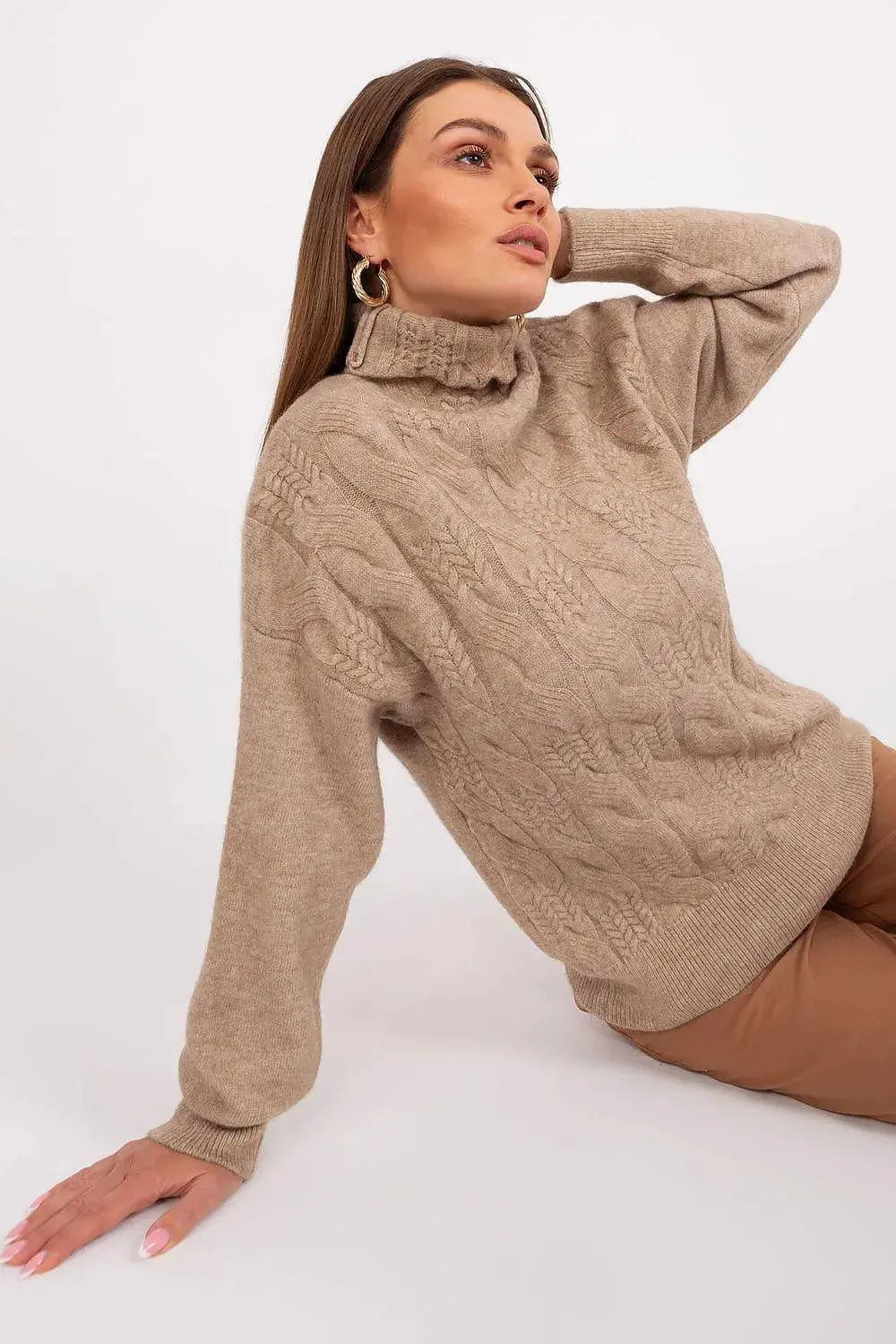 AT high-quality acrylic turtleneck sweater  Adomoo