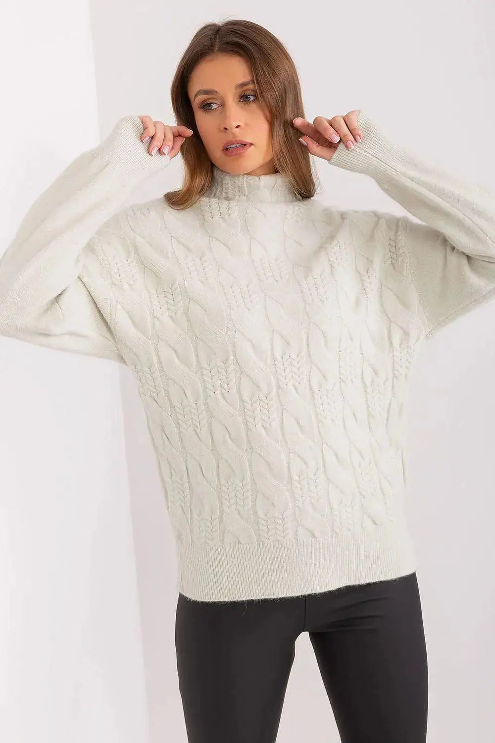 AT high-quality acrylic turtleneck sweater  Adomoo