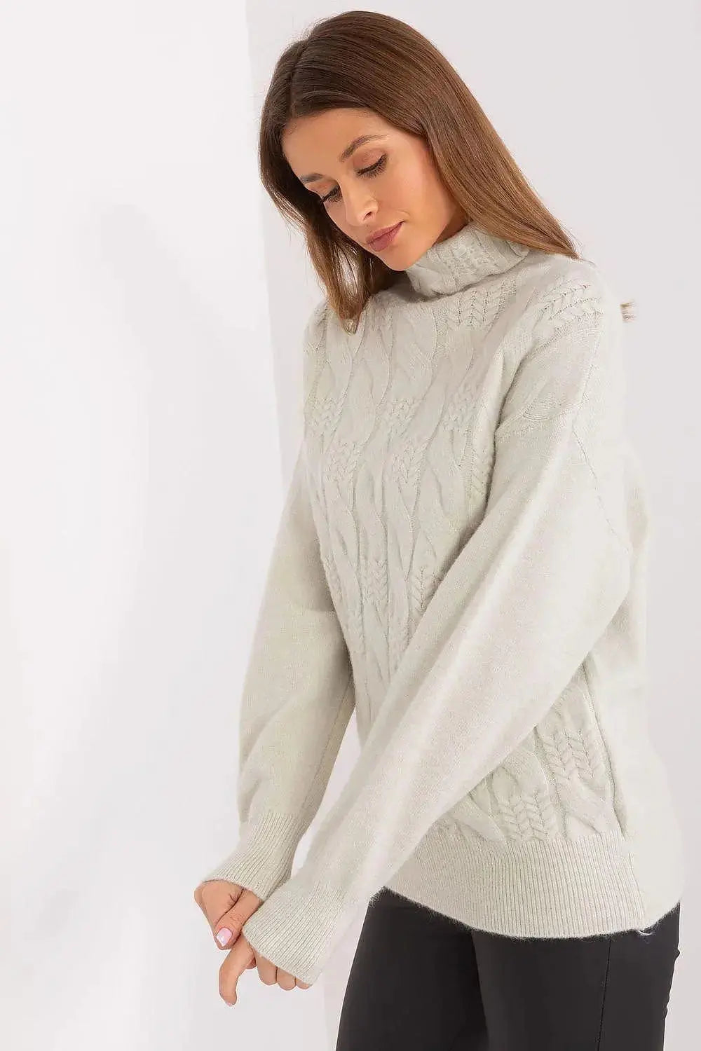 AT high-quality acrylic turtleneck sweater  Adomoo