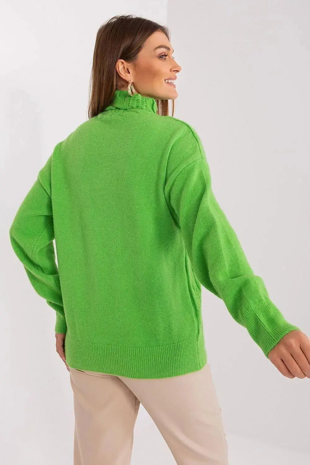 AT high-quality acrylic turtleneck sweater  Adomoo