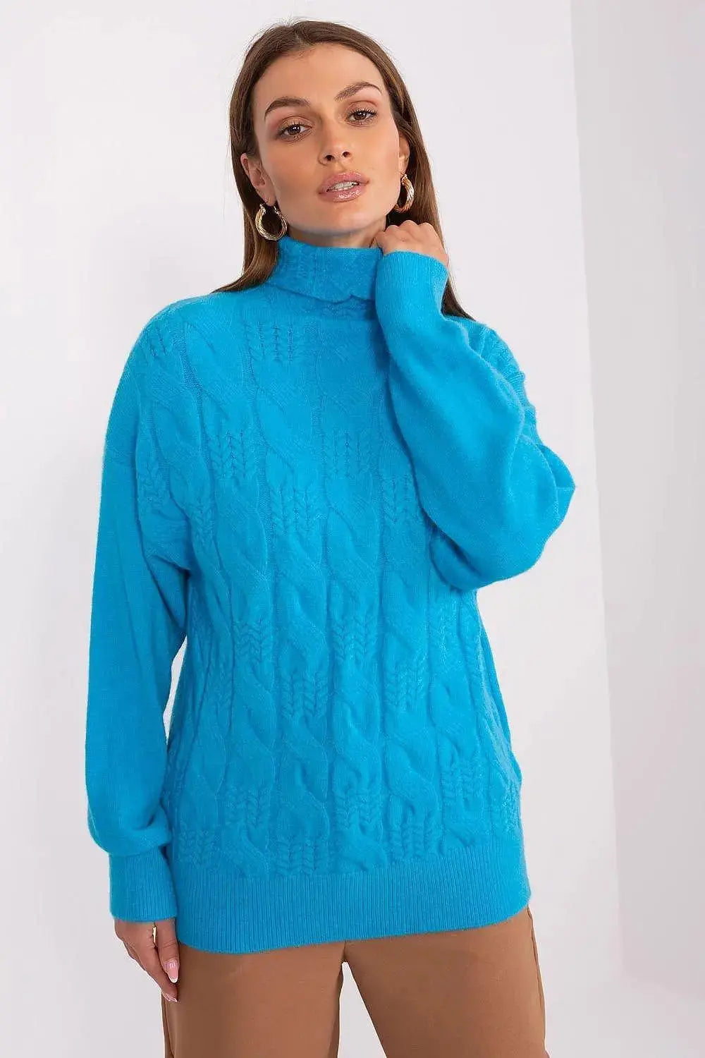 AT high-quality acrylic turtleneck sweater  Adomoo
