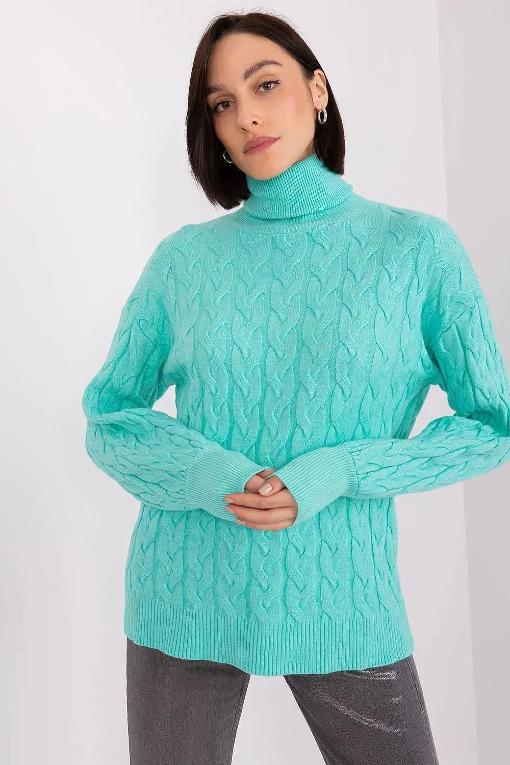 AT long sleeve turtleneck sweater  Adomoo