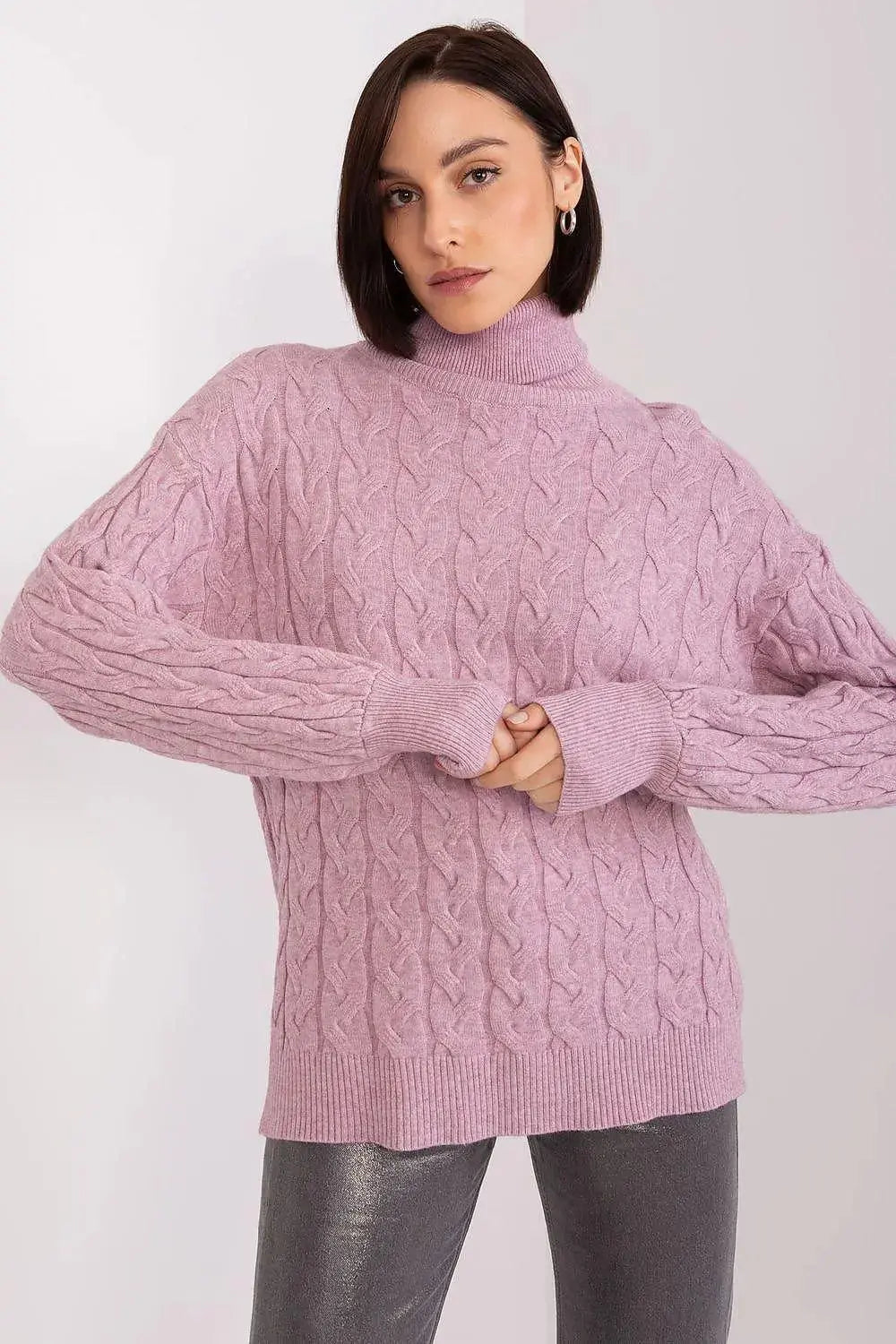 AT long sleeve turtleneck sweater  Adomoo