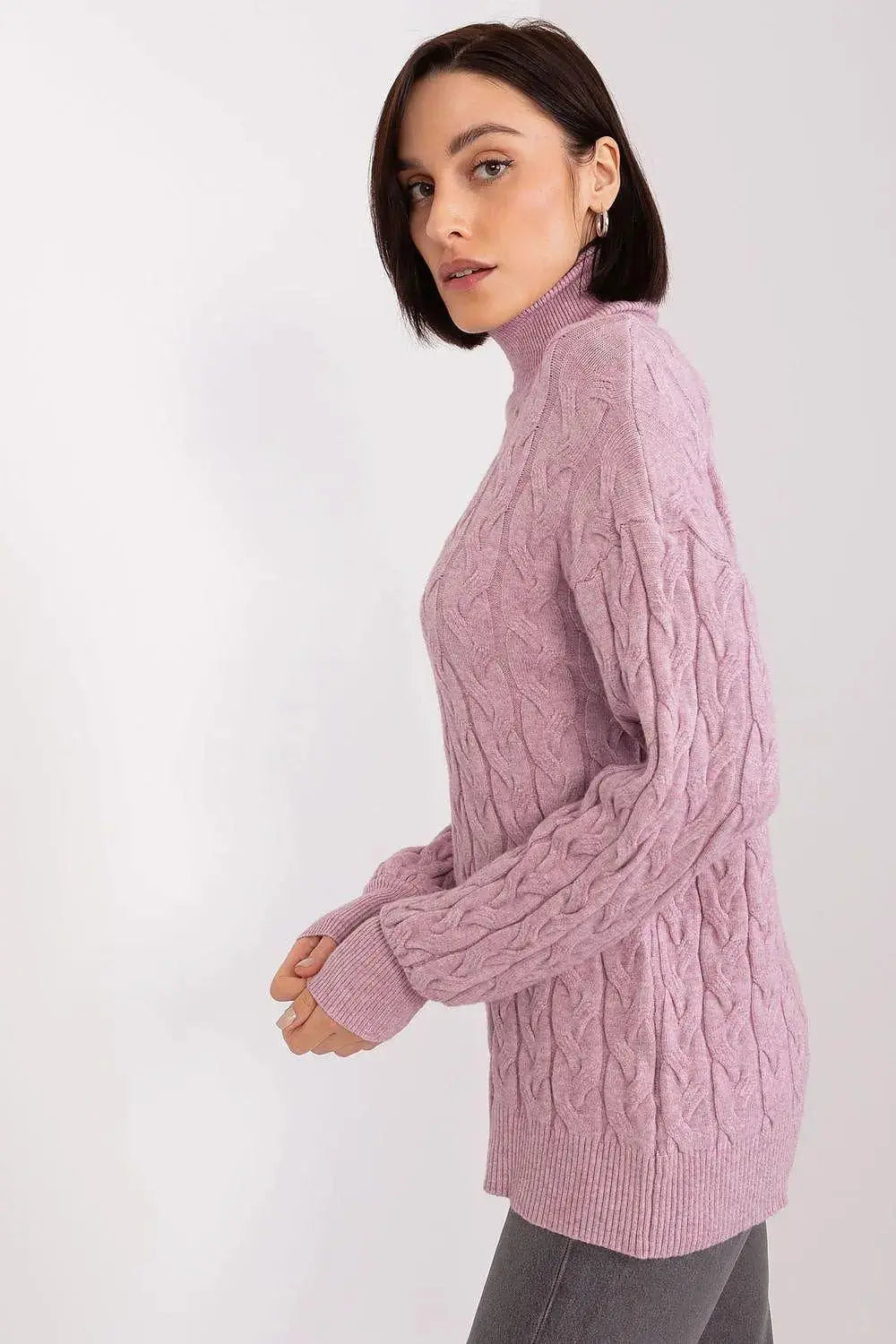 AT long sleeve turtleneck sweater  Adomoo