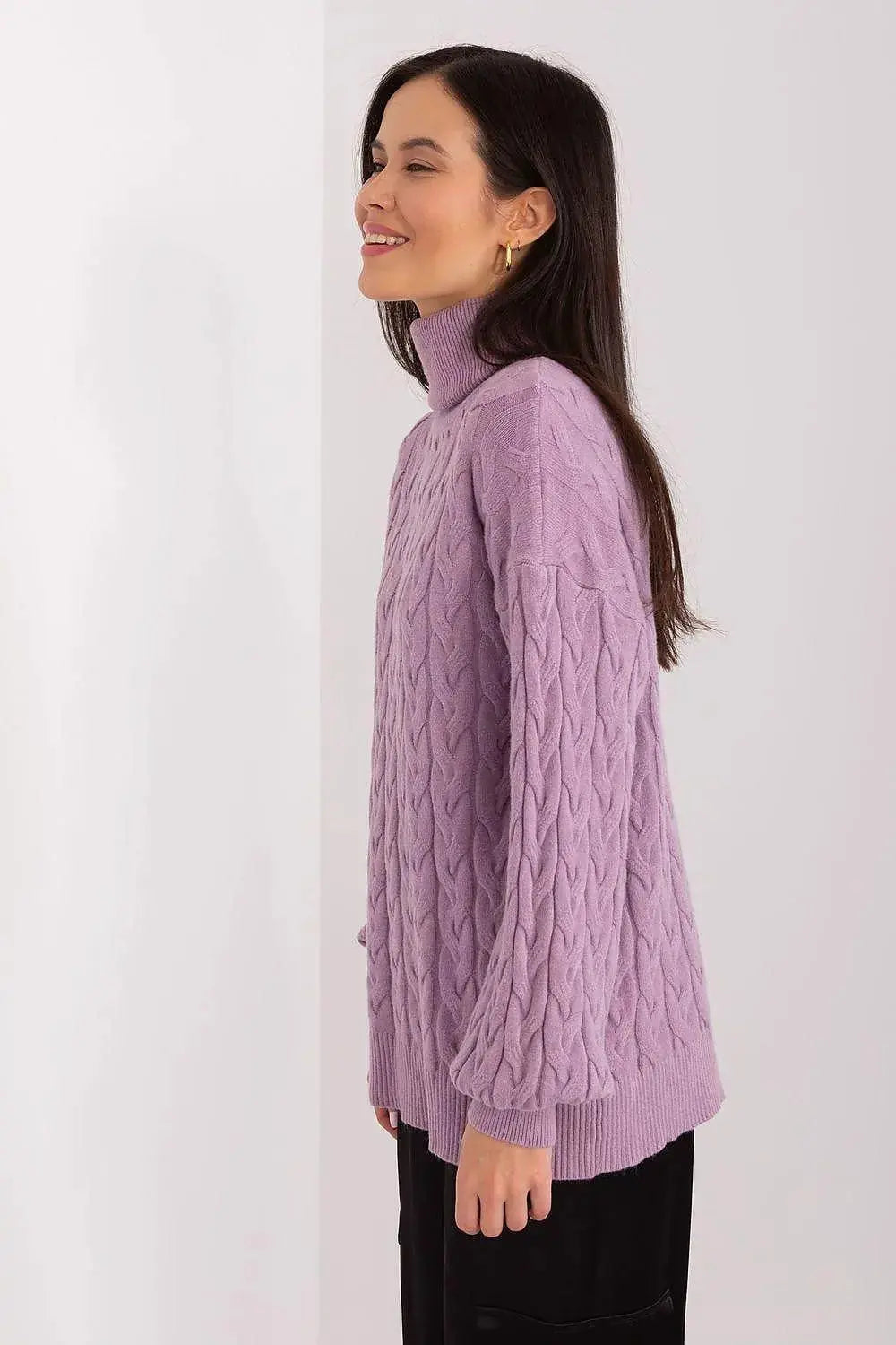 AT long sleeve turtleneck sweater  Adomoo