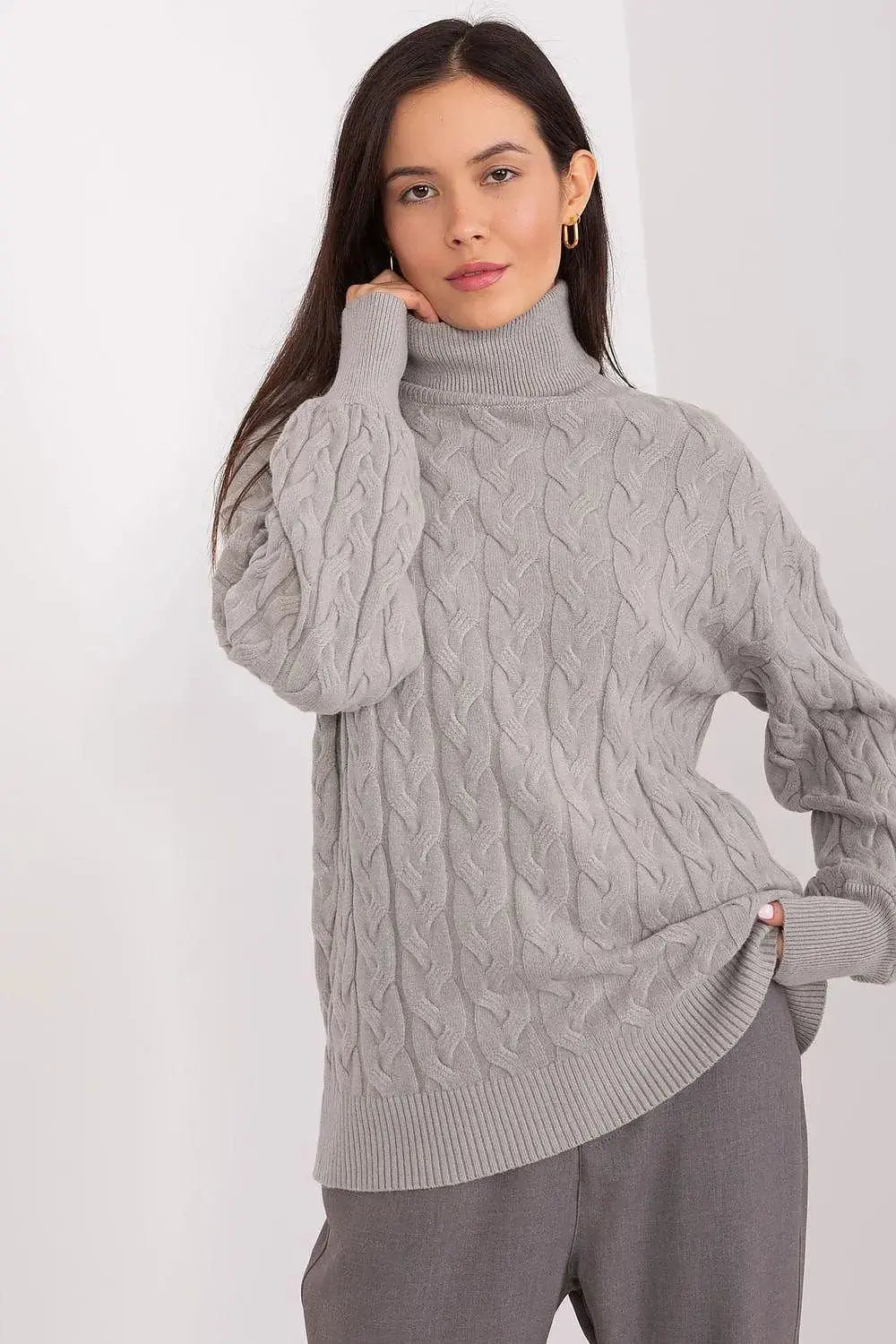 AT long sleeve turtleneck sweater  Adomoo