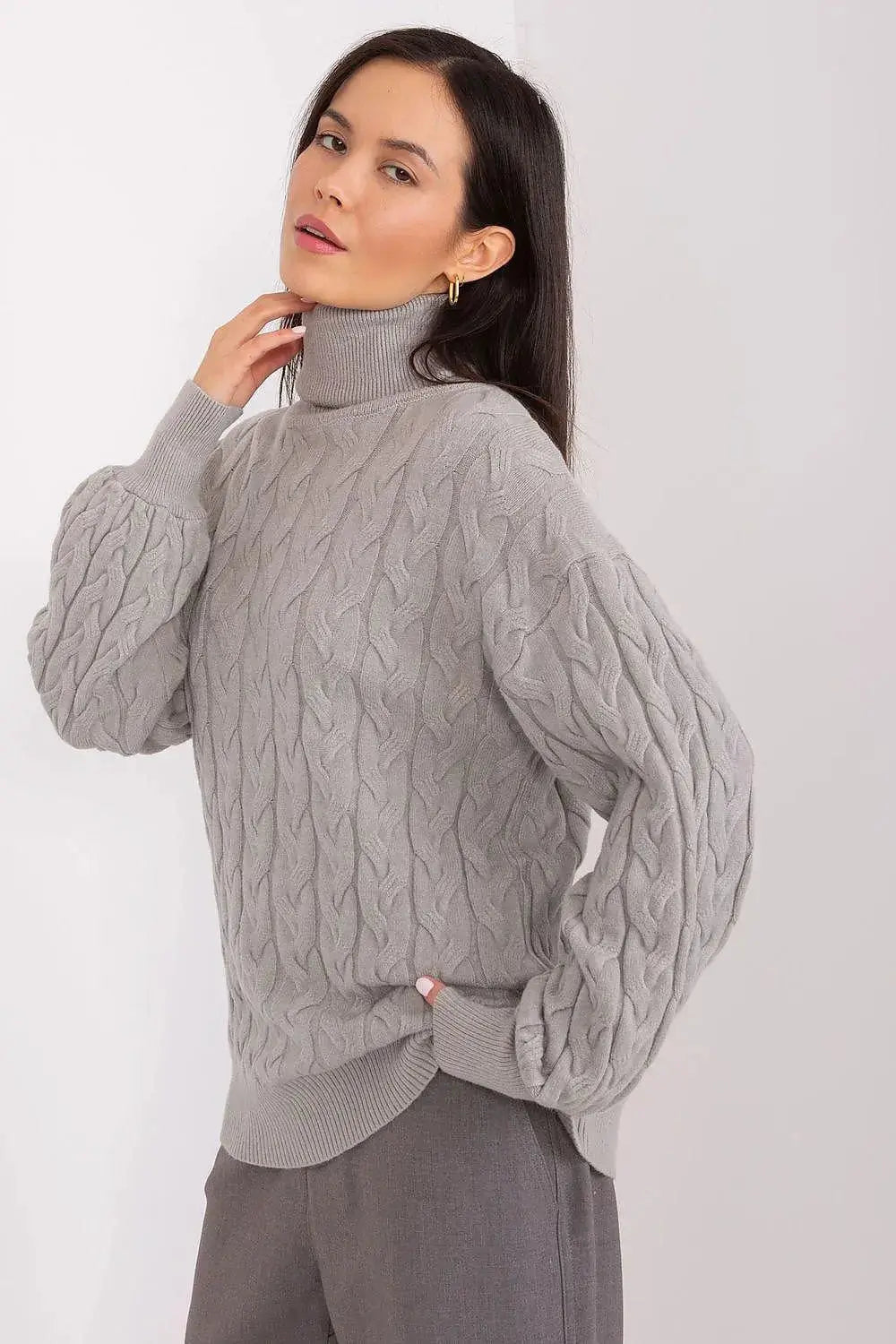 AT long sleeve turtleneck sweater  Adomoo