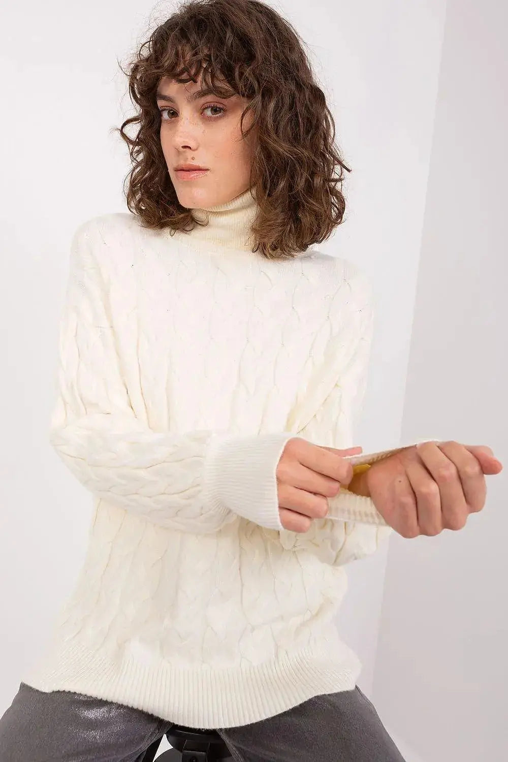 AT long sleeve turtleneck sweater  Adomoo