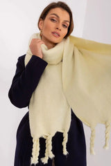 AT long, smooth-textured shawl  Adomoo