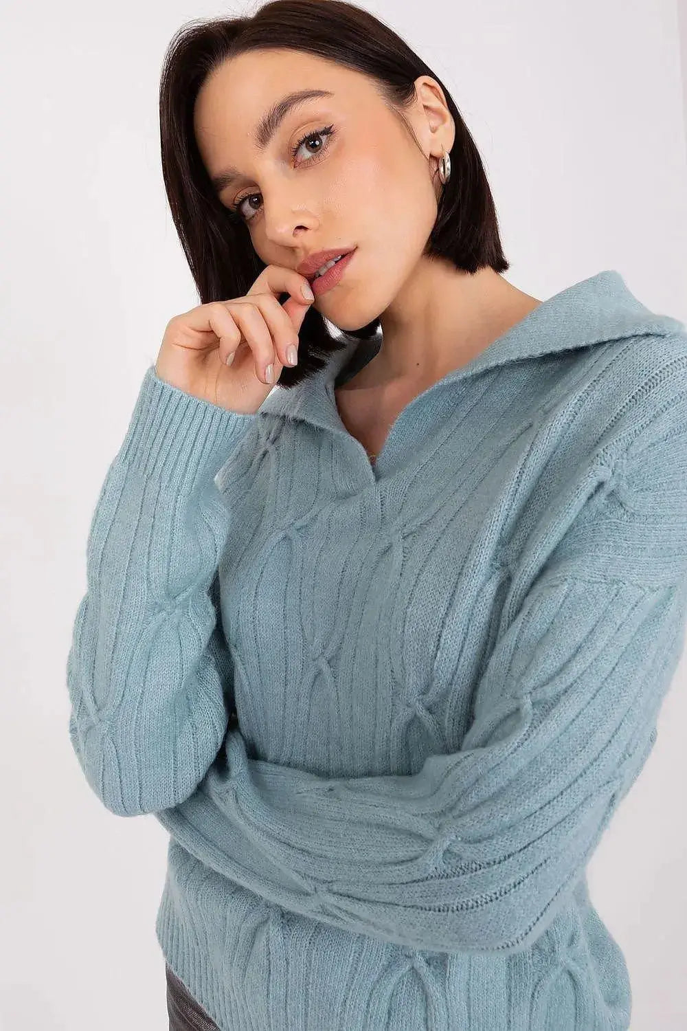 AT stylish and feel comfortable womens sweater  Adomoo