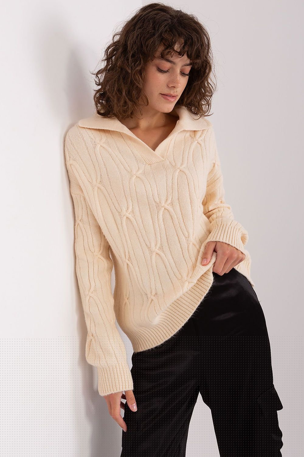 AT stylish and feel comfortable womens sweater  Adomoo