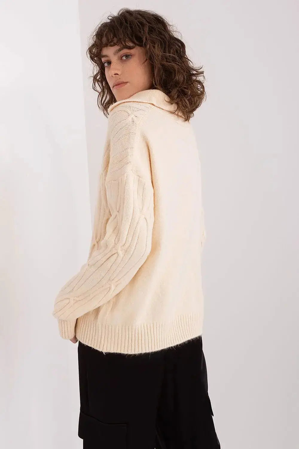 AT stylish and feel comfortable womens sweater  Adomoo