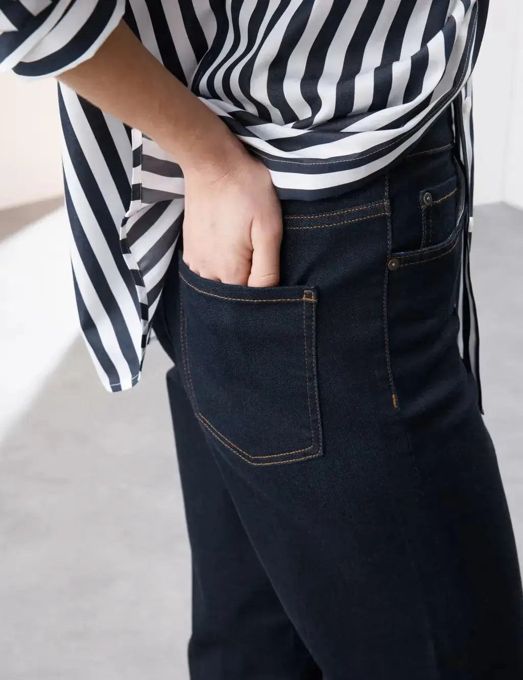 Autograph High Waisted Wide Leg Jeans  Adomoo