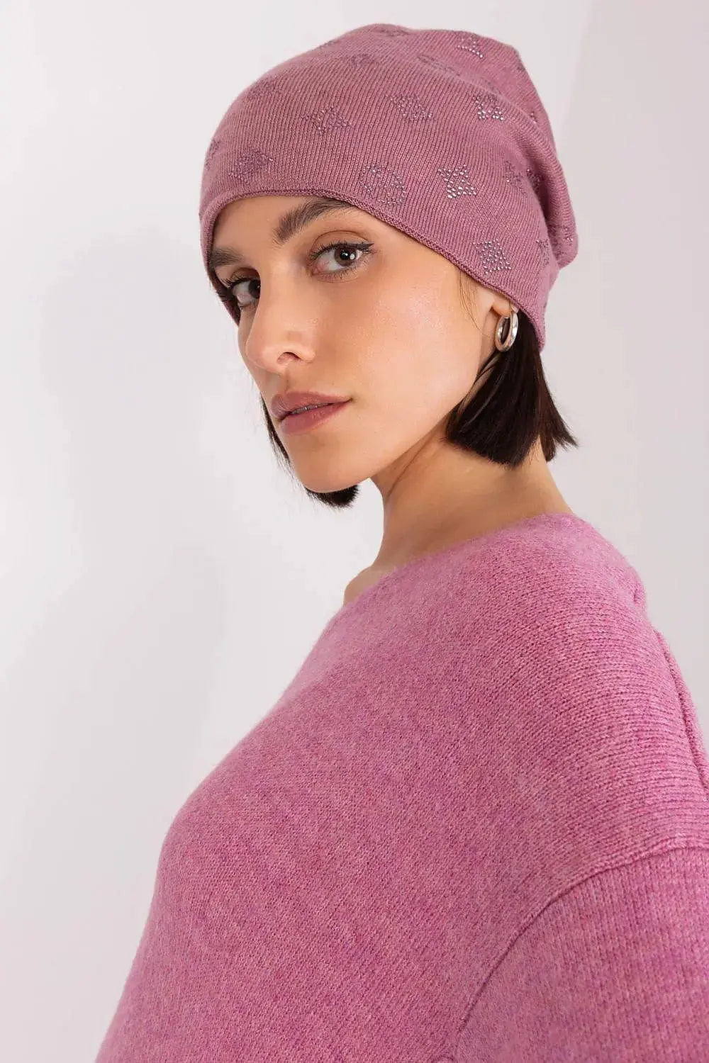 Women's Winter Beanie – Warm Cashmere Blend with Rhinestone Detail  Adomoo