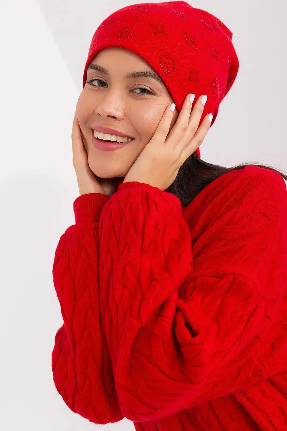 Women's Winter Beanie – Warm Cashmere Blend with Rhinestone Detail  Adomoo