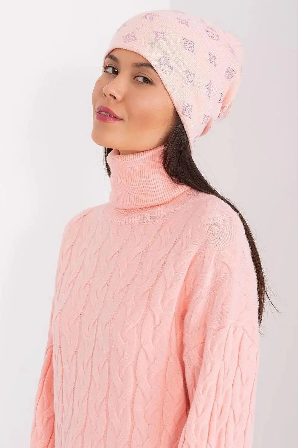 Women's Winter Beanie – Warm Cashmere Blend with Rhinestone Detail  Adomoo