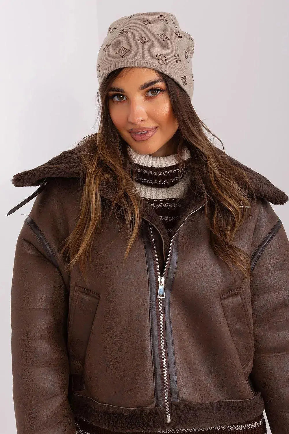 Women's Winter Beanie – Warm Cashmere Blend with Rhinestone Detail  Adomoo