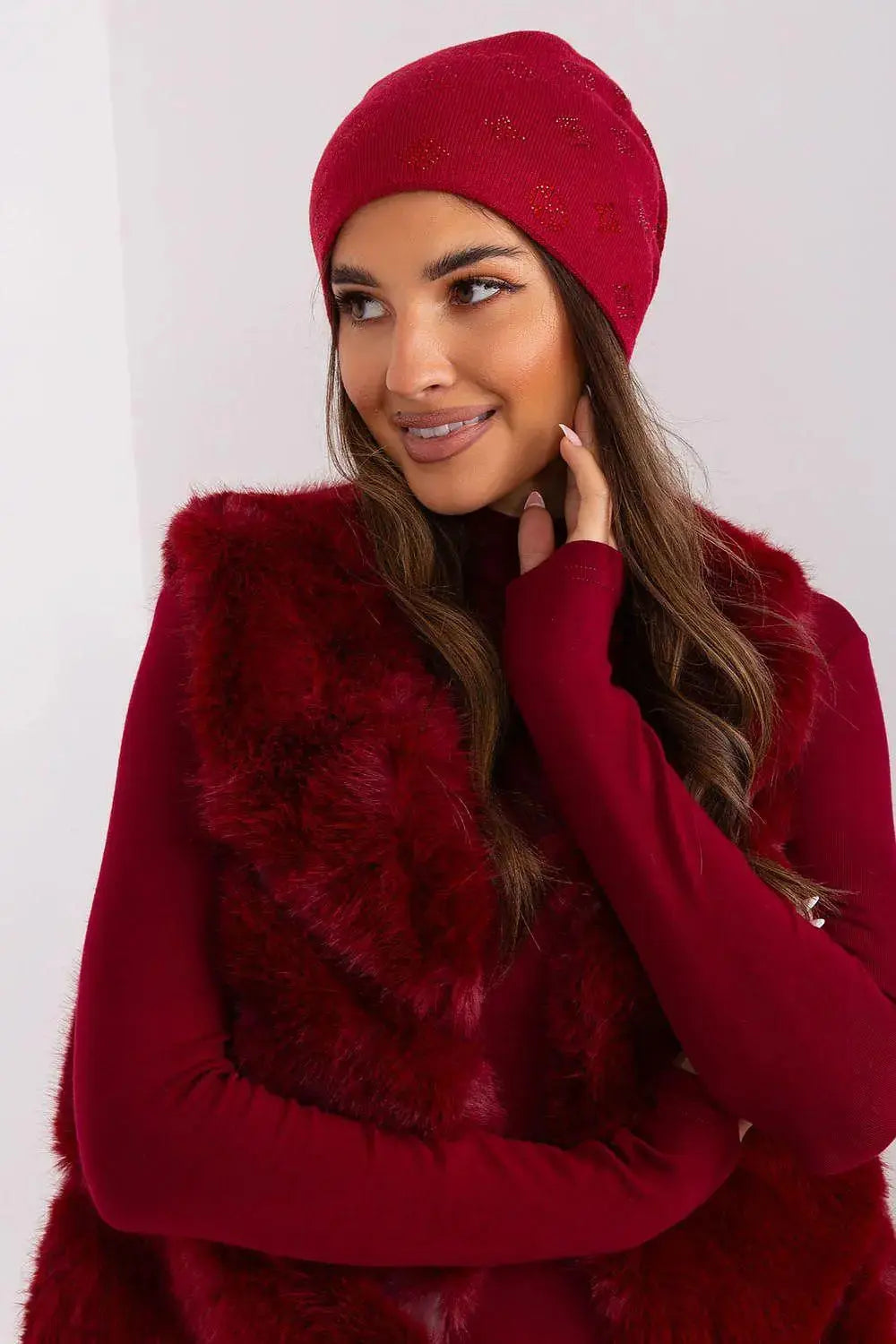 Women's Winter Beanie – Warm Cashmere Blend with Rhinestone Detail  Adomoo